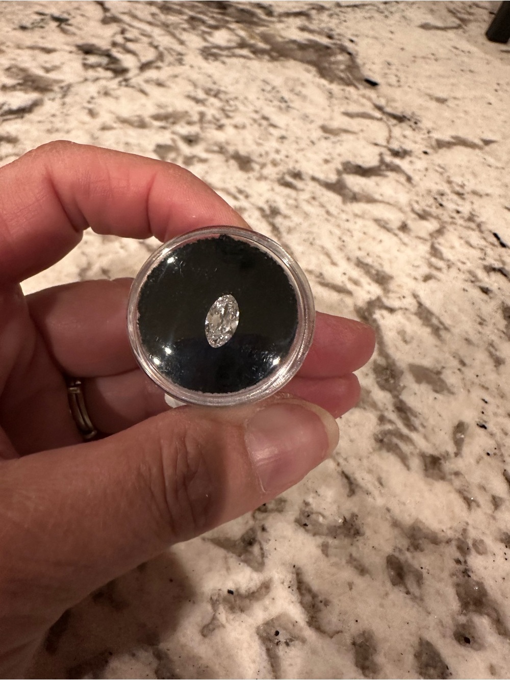 Over 1 carat marquis cut lab grown diamond.

IGI certified. 

Color D;  V VS2